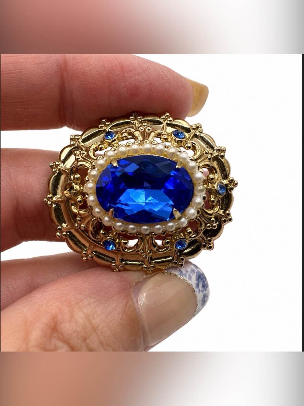 Coro Pegasus Oval Royal Blue Rhinestone Fantasy Brooch - Picture 3 of 11
